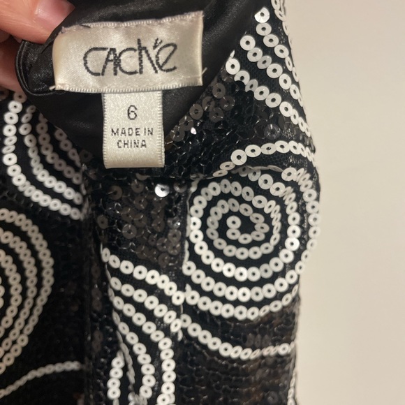 Cache Size 6 Black and White Sequined Dress - Picture 3 of 6